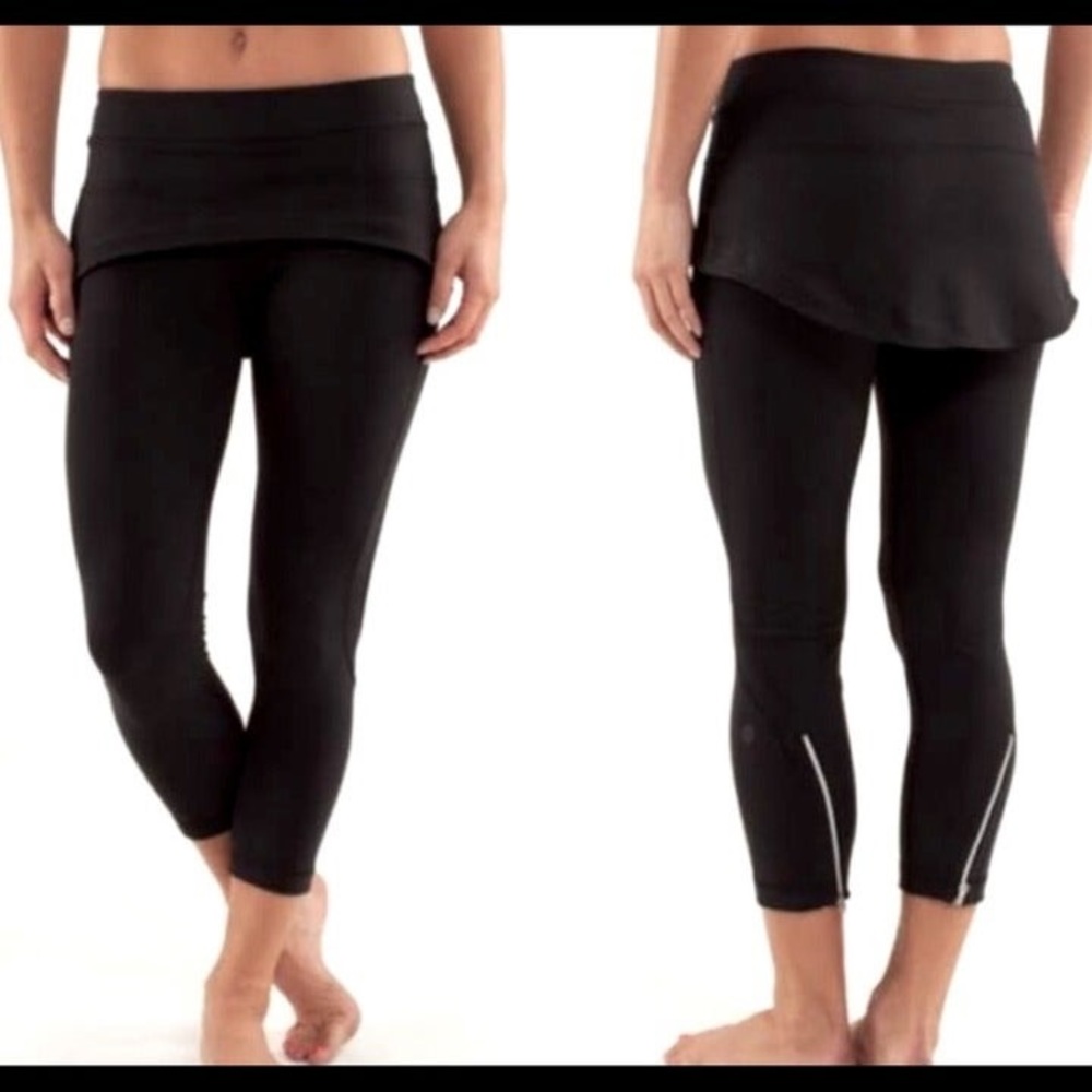 Rare Lululemon leggings skirt Steadfast Crop black 21” Inseam Size 6
